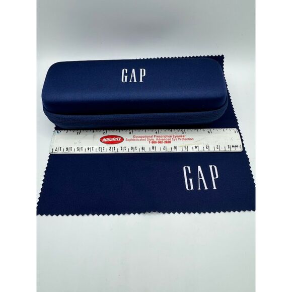 Gap Eyeglass/Sunglass Soft Case With Microfiber Cleaning Cloth - NEW! - Picture 3 of 3